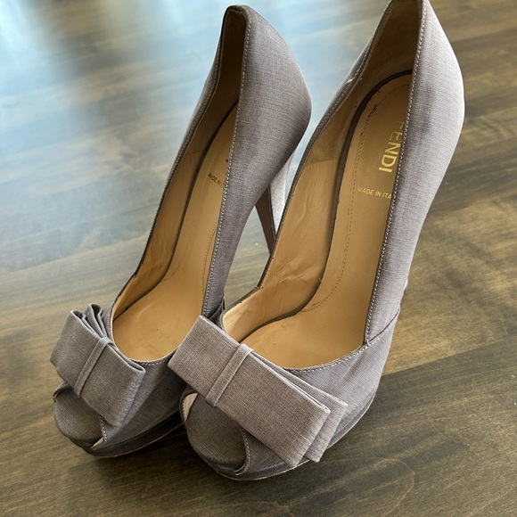 FENDI open toe shoes - Picture 9 of 9